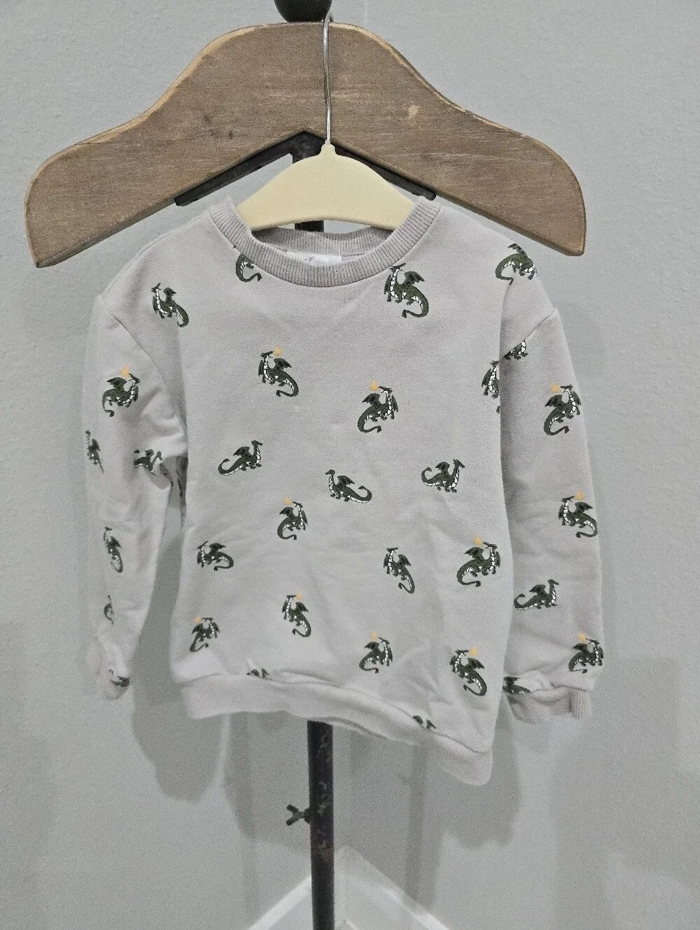 miles the label Sweatshirt Set in Light Gray Taupe Dragons 24 Months
